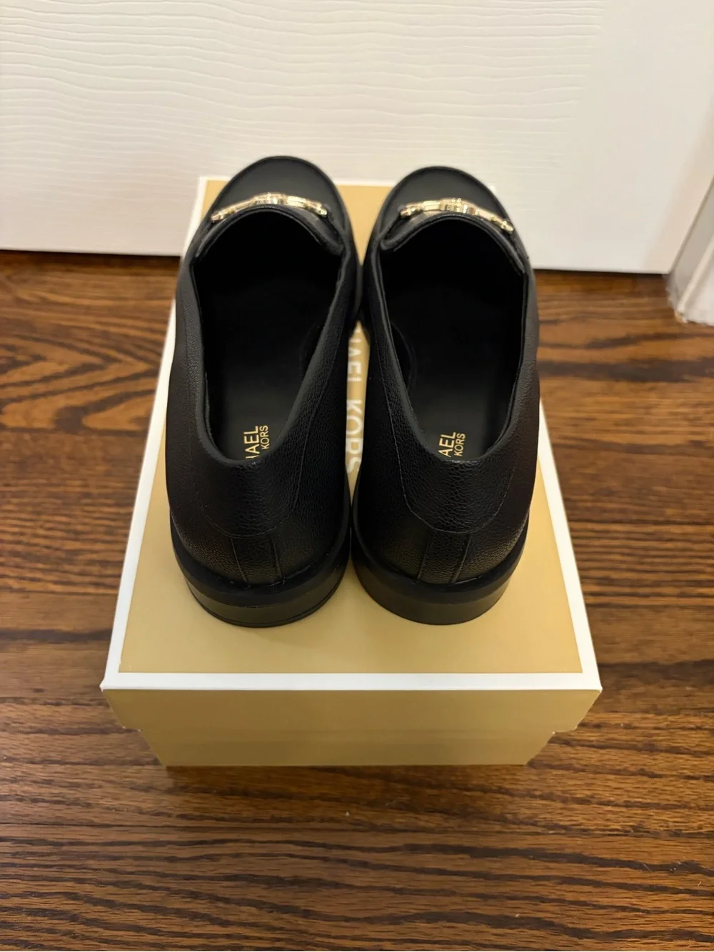 Michael Kors Natalie Black Gold Logo Loafers Size 7.5 - NWT